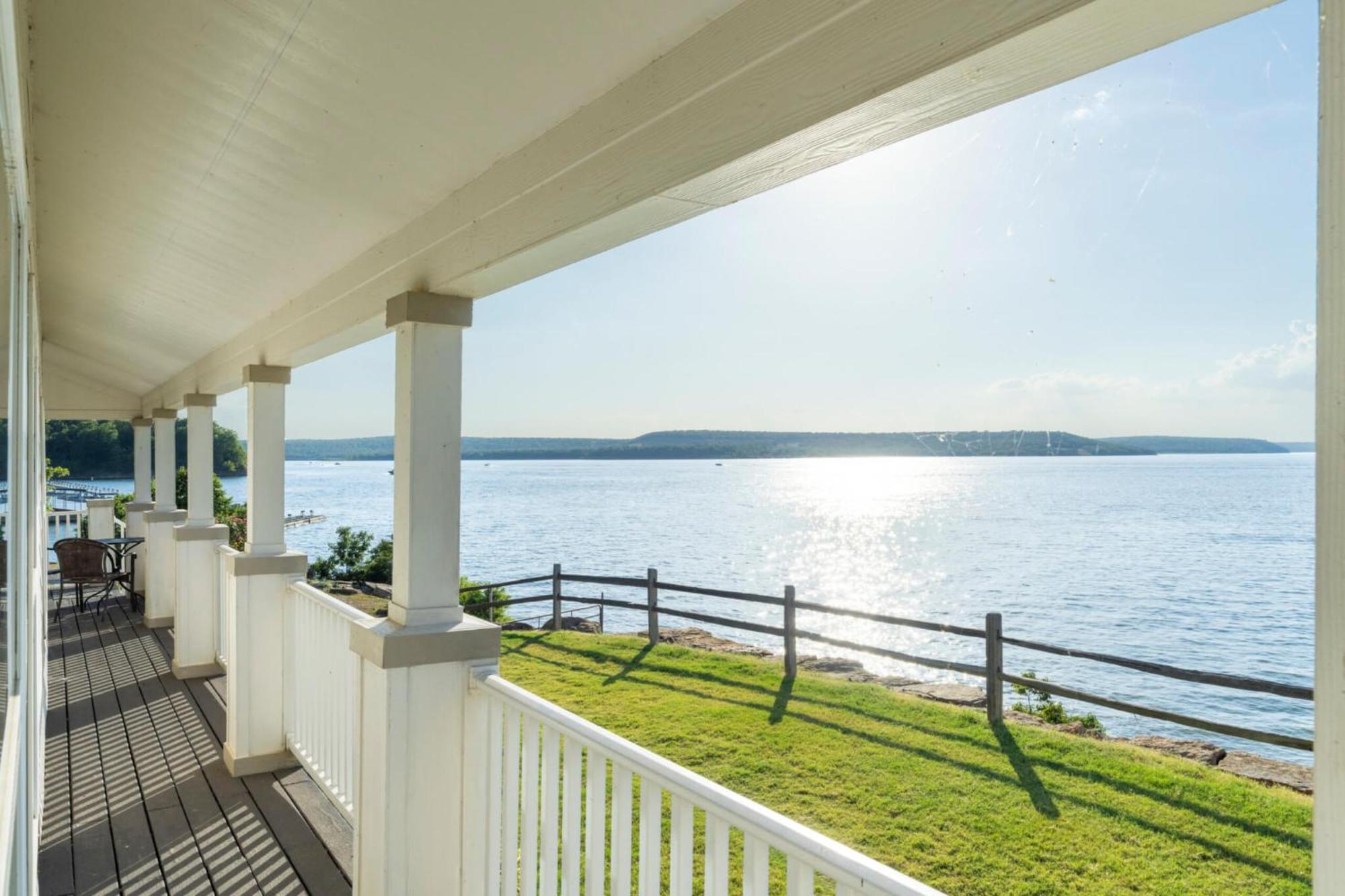 Crosstimbers Marina And Cottages Sperry Екстер'єр фото