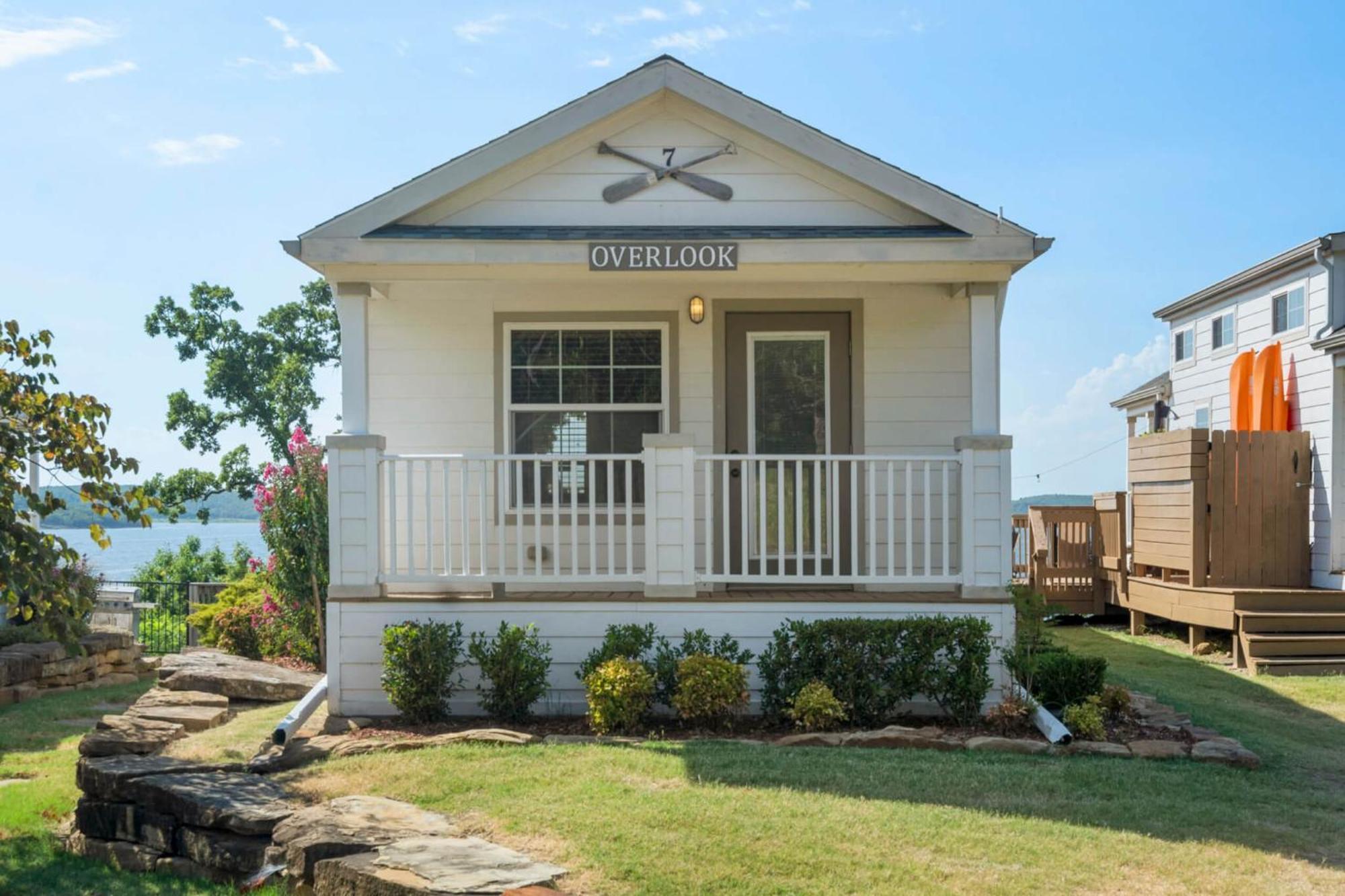 Crosstimbers Marina And Cottages Sperry Екстер'єр фото