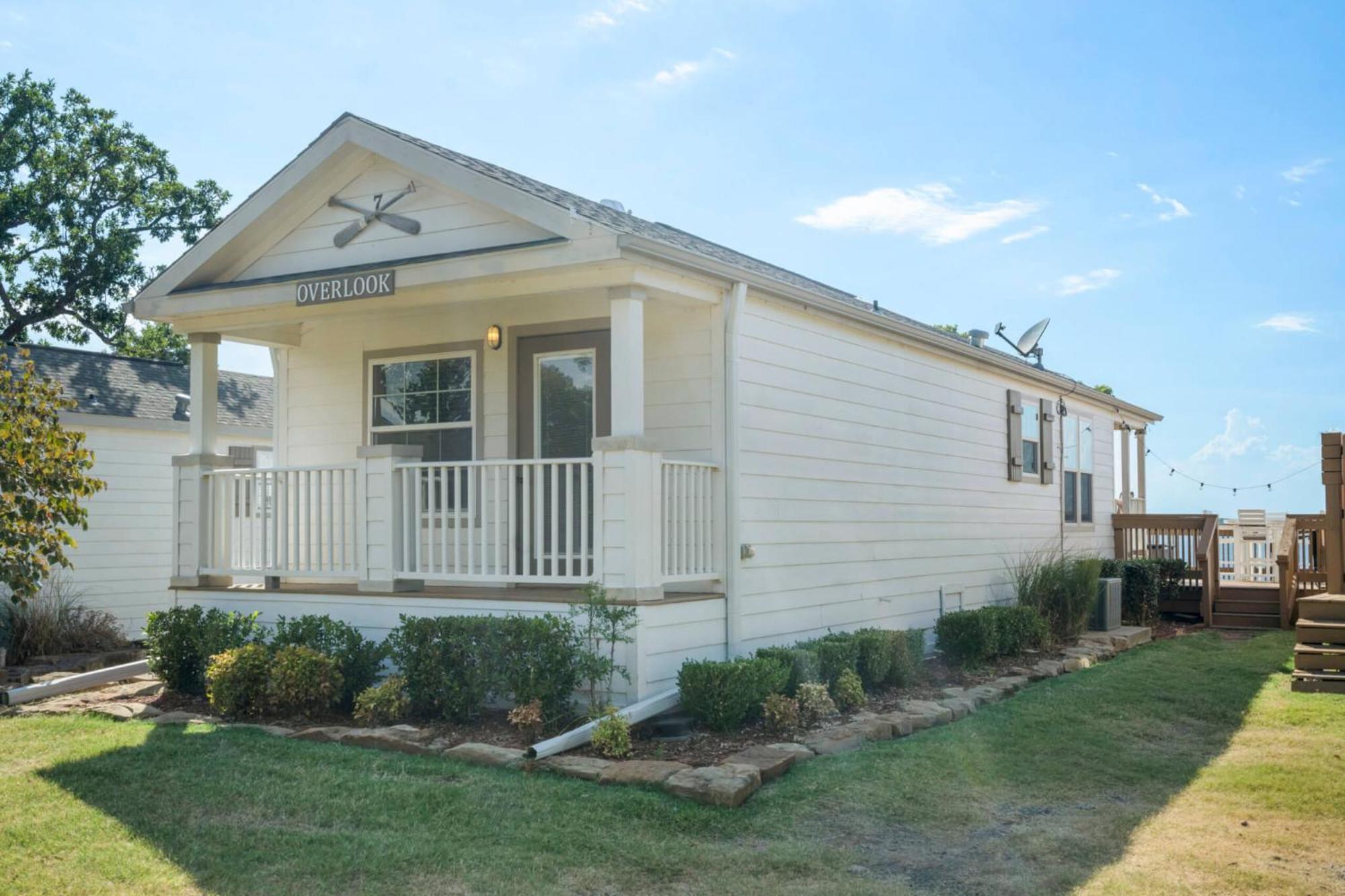 Crosstimbers Marina And Cottages Sperry Екстер'єр фото